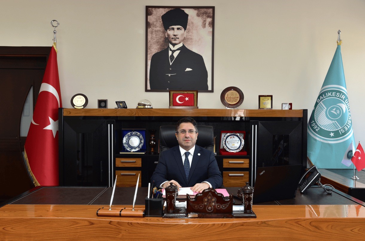 Balıkesir &Uuml;niversitesi Tıp Fak&uuml;ltesi 2026&rsquo;da başarı &ccedil;ıtasını y&uuml;kseltti