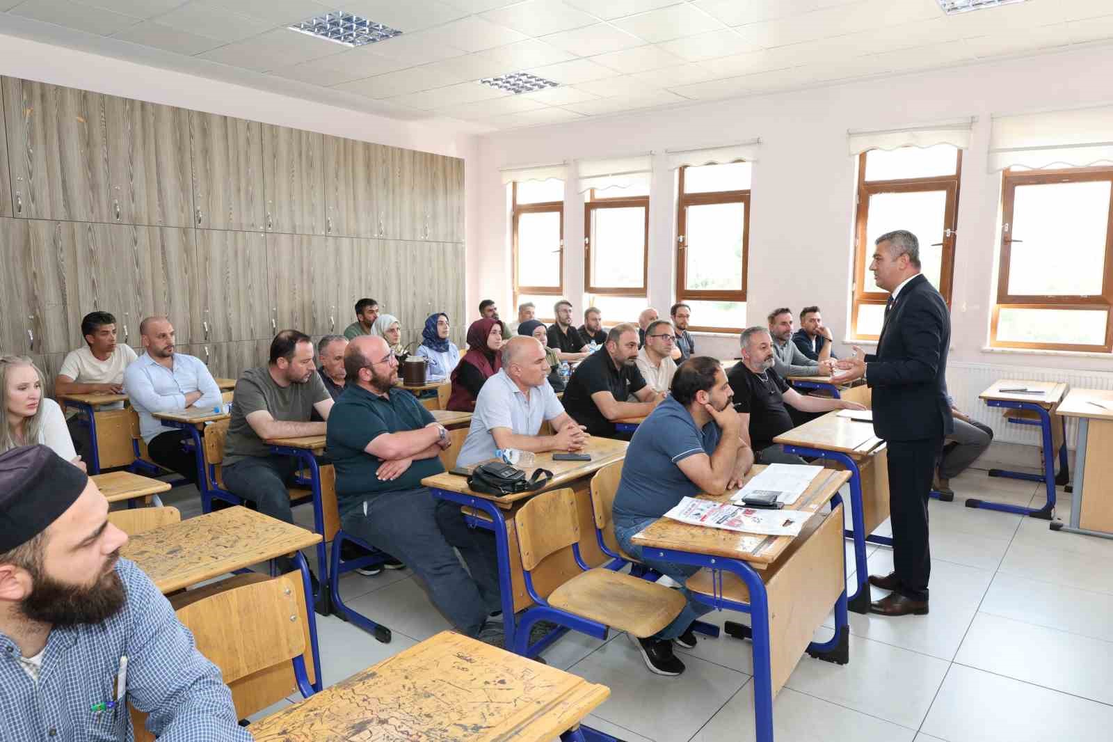Eğitimde güçlü yarınlar, nitelikli yöneticilerle inşa ediliyor