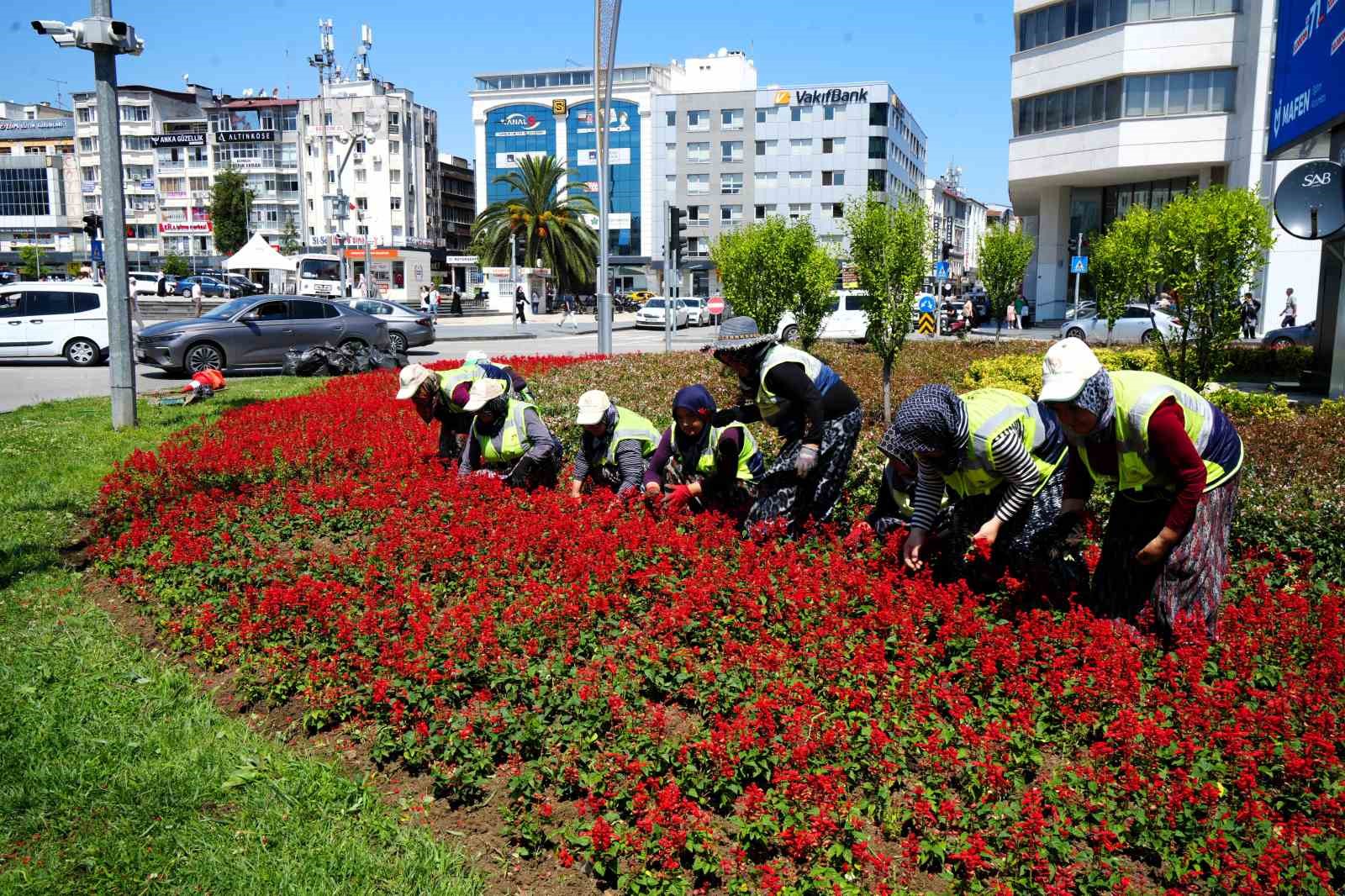 Kadınların emeğiyle Samsun çiçek açıyor