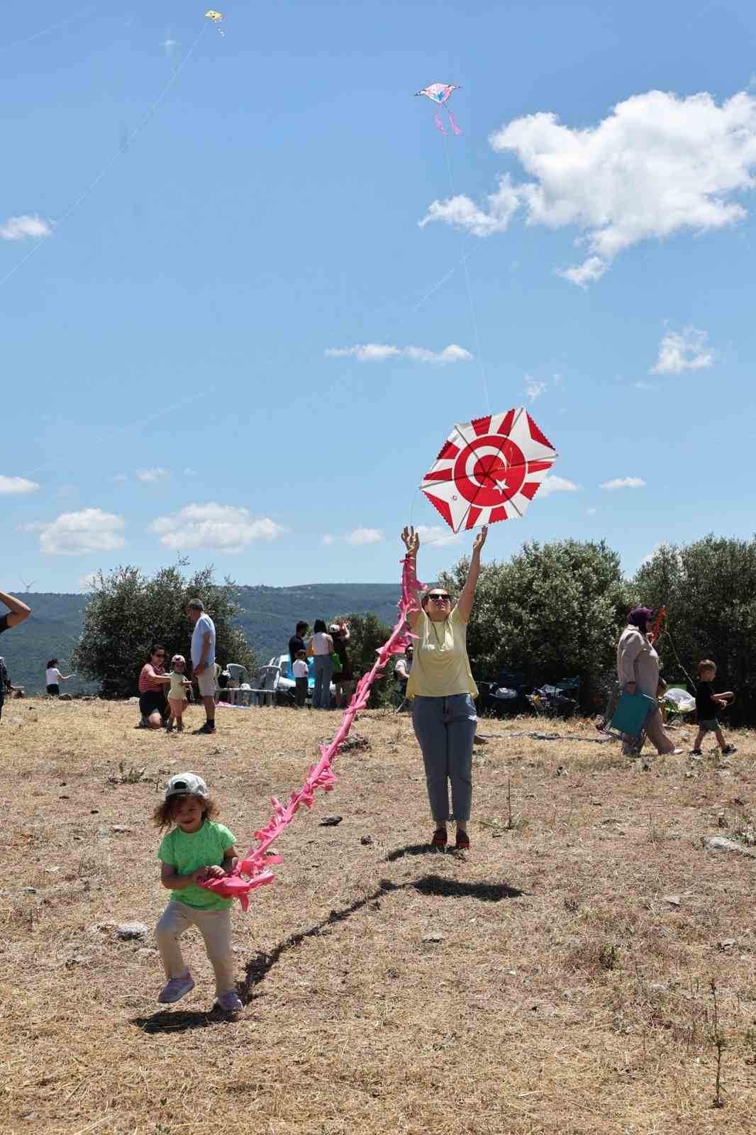 Nilüfer’de gökyüzü uçurtmalarla renklendi