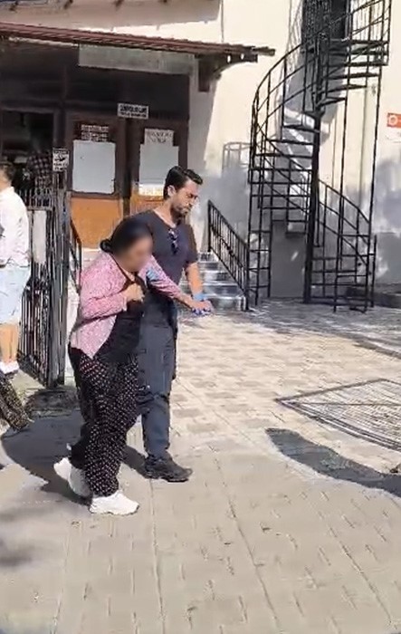 Emlak&ccedil;ı tarafından dolandırıldığını &ouml;ne s&uuml;ren kadın intihar girişiminde bulundu