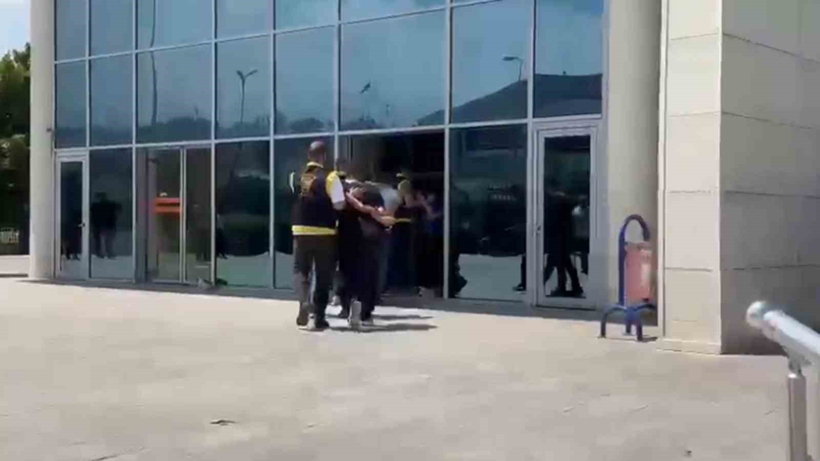 İskenderun’da hapis cezası ile aranan 4 kişi yakalandı