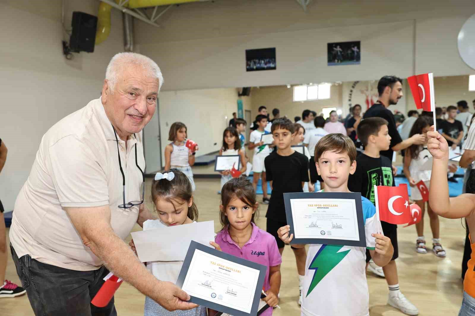 Nilüfer’de Tam Gün Spor Okulları’nın 3’üncü dönemi tamamlandı