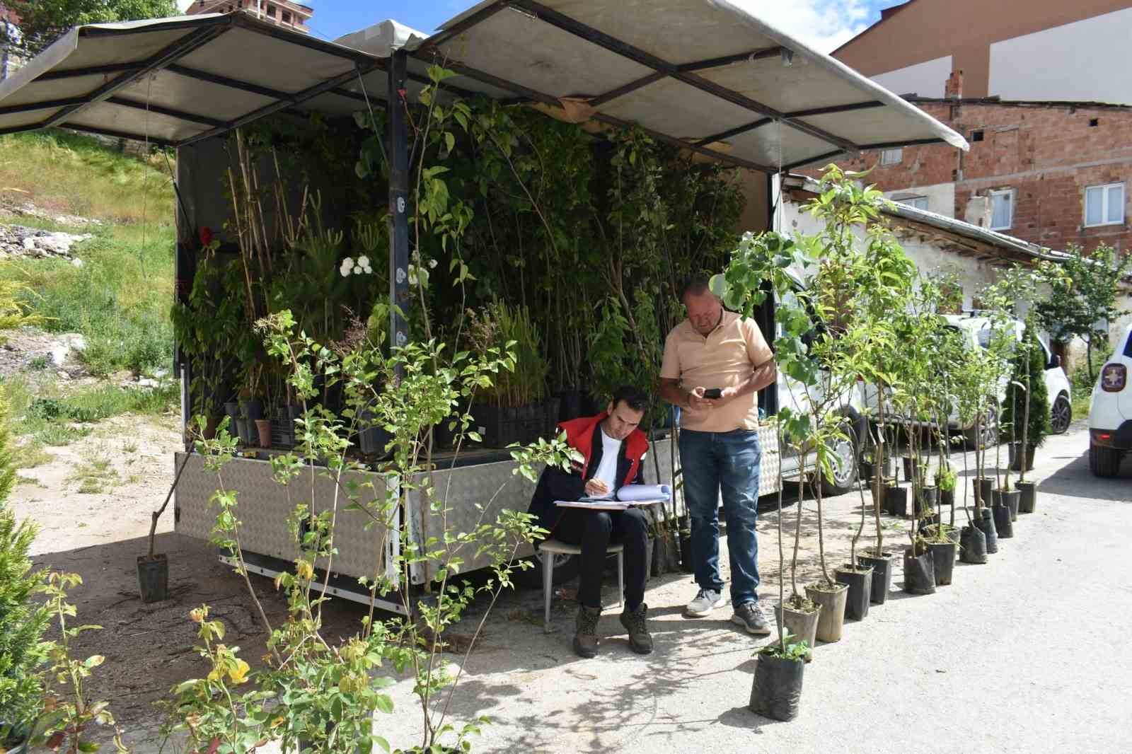 Bayburt’ta fide ve fidan satış yerleri denetlendi