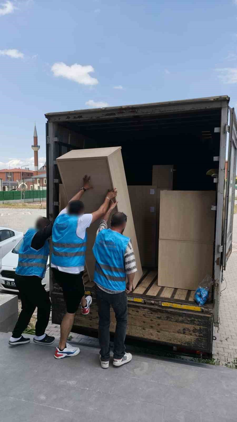 Eskişehir&rsquo;de y&uuml;k&uuml;ml&uuml;ler kamu yararına &ccedil;alışmalarda aktif yer alıyor