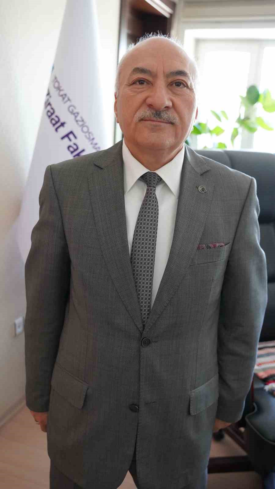 Yağışlardan dolayı arılar çalışamadı, döllerme olmayınca meyvede dökülme riski arttı