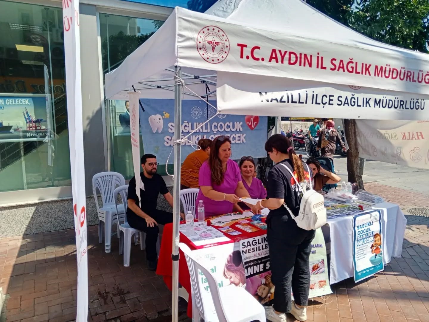 Nazilli’de Halk Sağlığı Haftası’nda sağlıklı gelecek için farkındalık çalışması