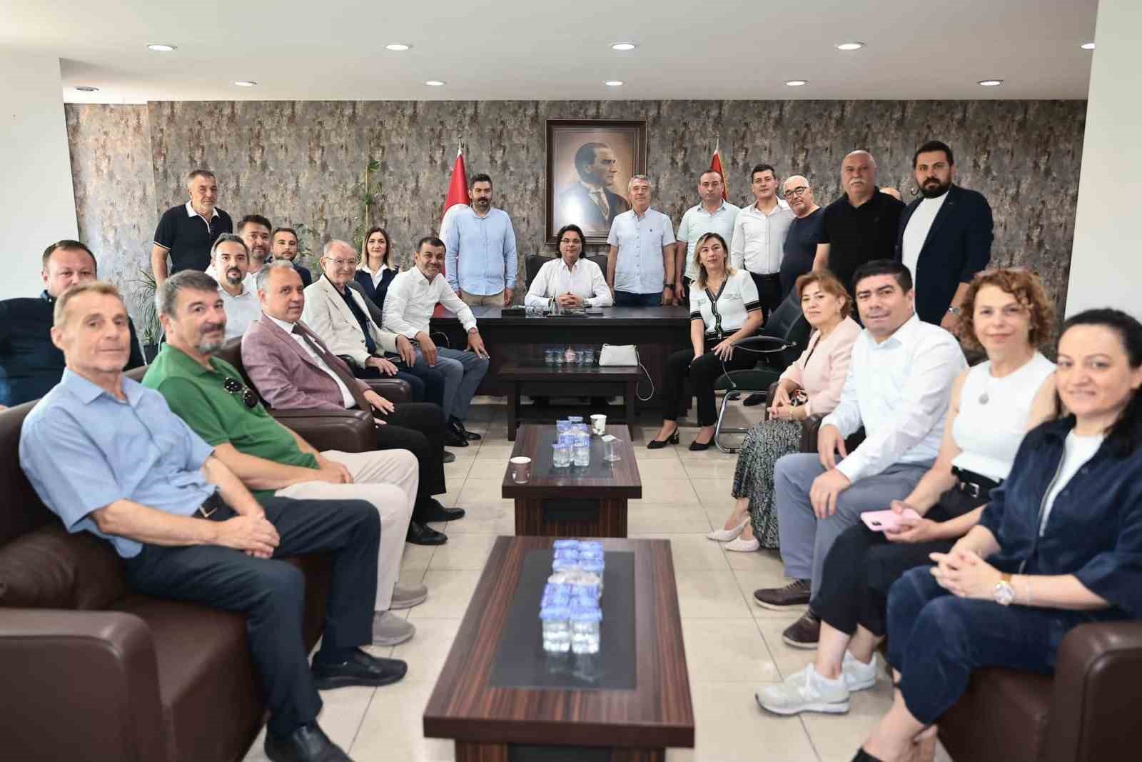 Yeni Parti’ye en büyük destek Denizli’den