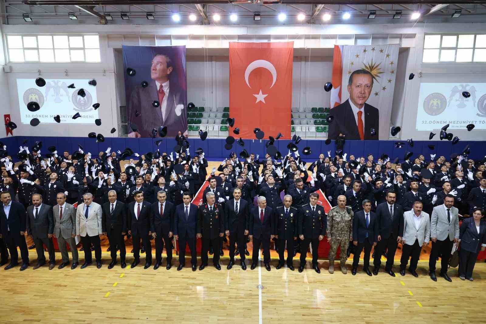 Ereğli POMEM&rsquo;de mezuniyet coşkusu