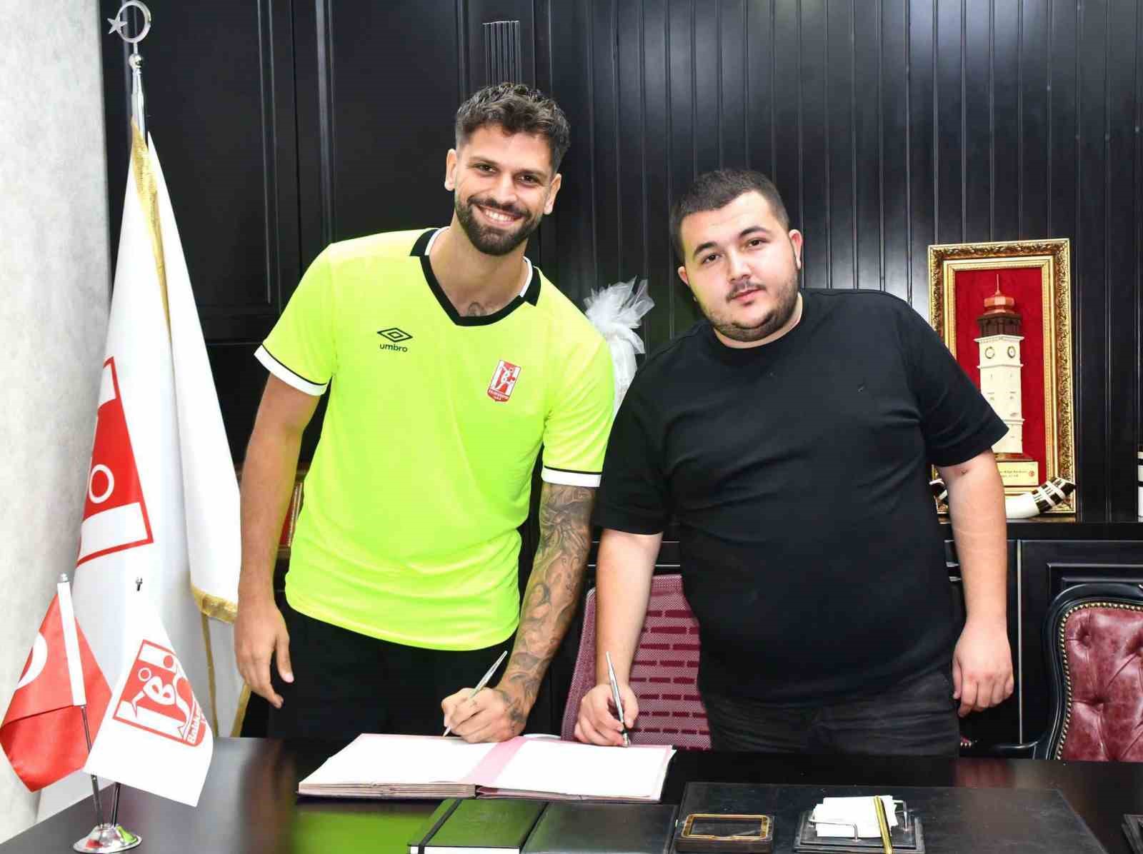 Balıkesirspor, kaleci Arda Akbulut ile s&ouml;zleşme imzaladı