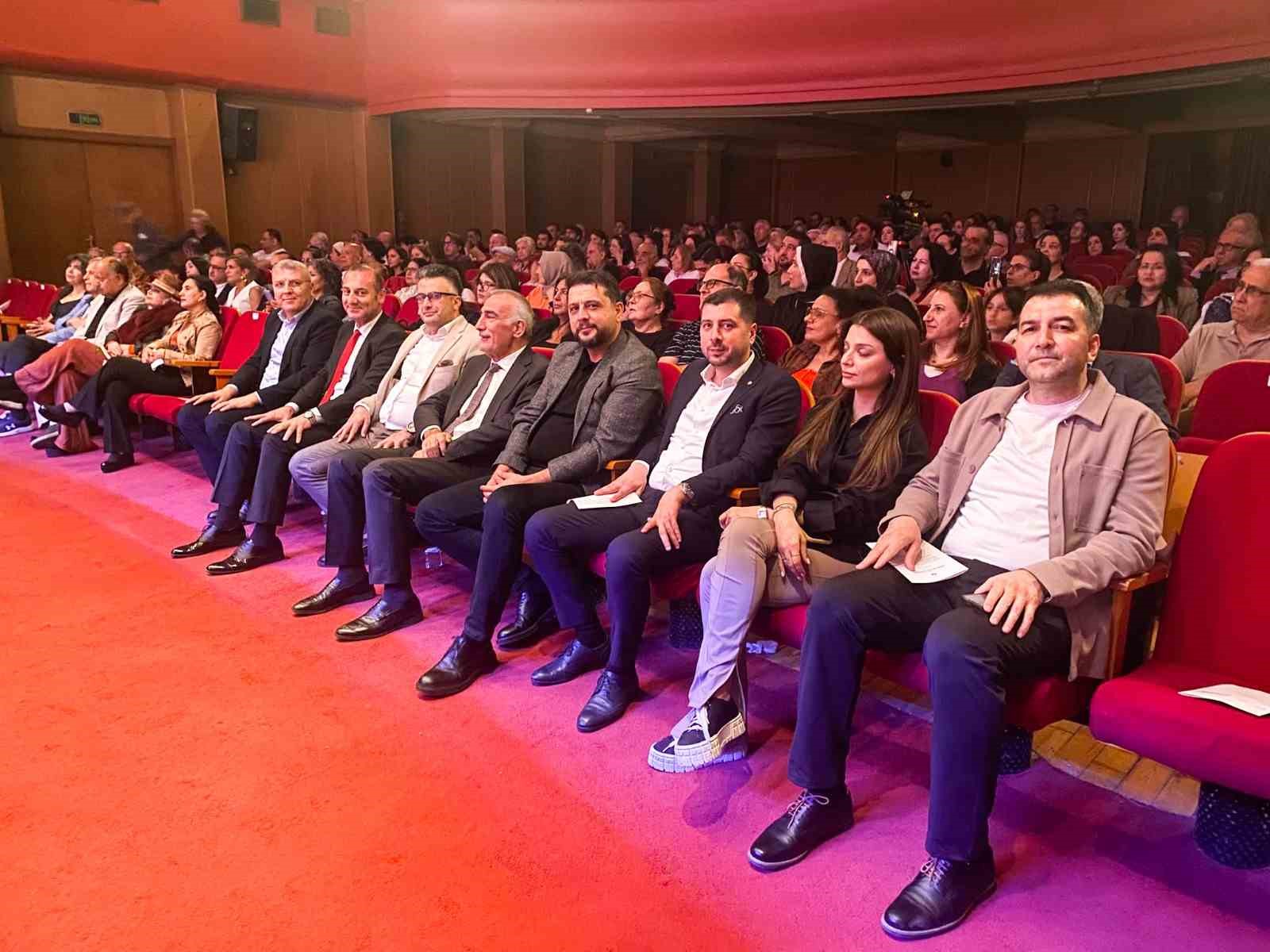 ATO T&uuml;rk Sanat M&uuml;ziği Korosu sanatseverlerle buluştu