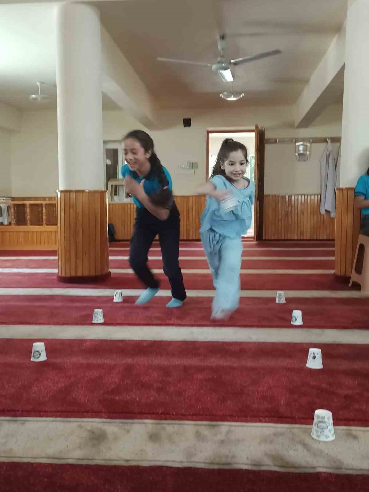 Koçarlı’da öğrenciler camide buluştu