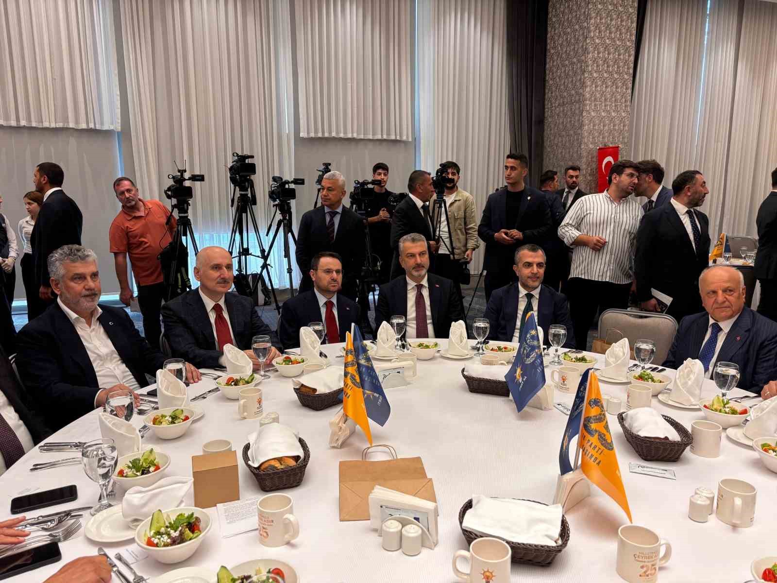 Bakan Akın G&uuml;rlek: "Muhsin Yazıcıoğlu cinayeti başta olmak &uuml;zere kamuoyunda bazı cinayetleri &ccedil;&ouml;zmeye kararlıyız"