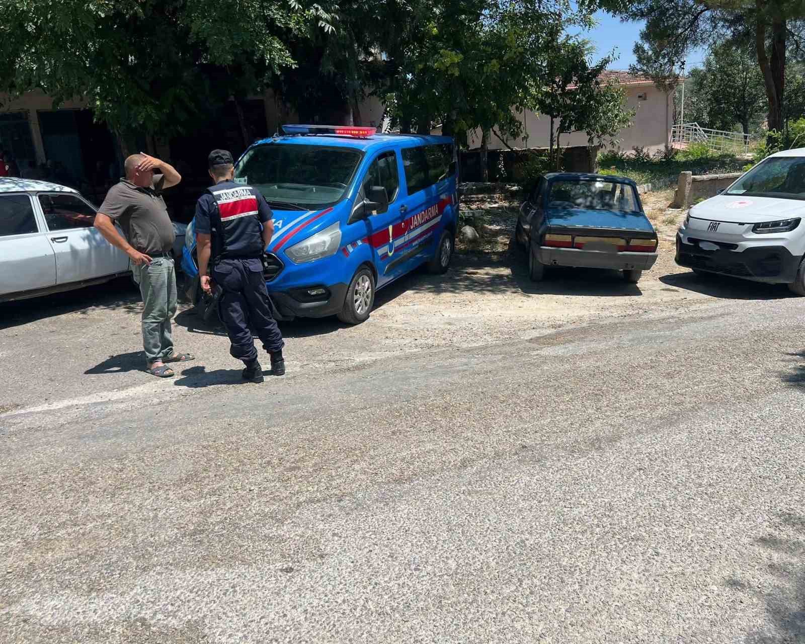 Uşak&rsquo;ta hayvan nakillerine y&ouml;nelik yol denetimleri s&uuml;r&uuml;yor