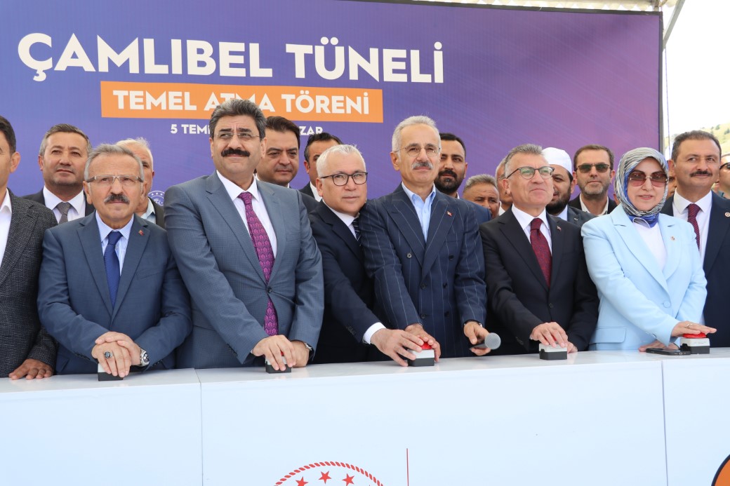 Sivas ve Tokat arasında yapımı planlanan 4.7 km uzunluğundaki Çamlıbel Tüneli