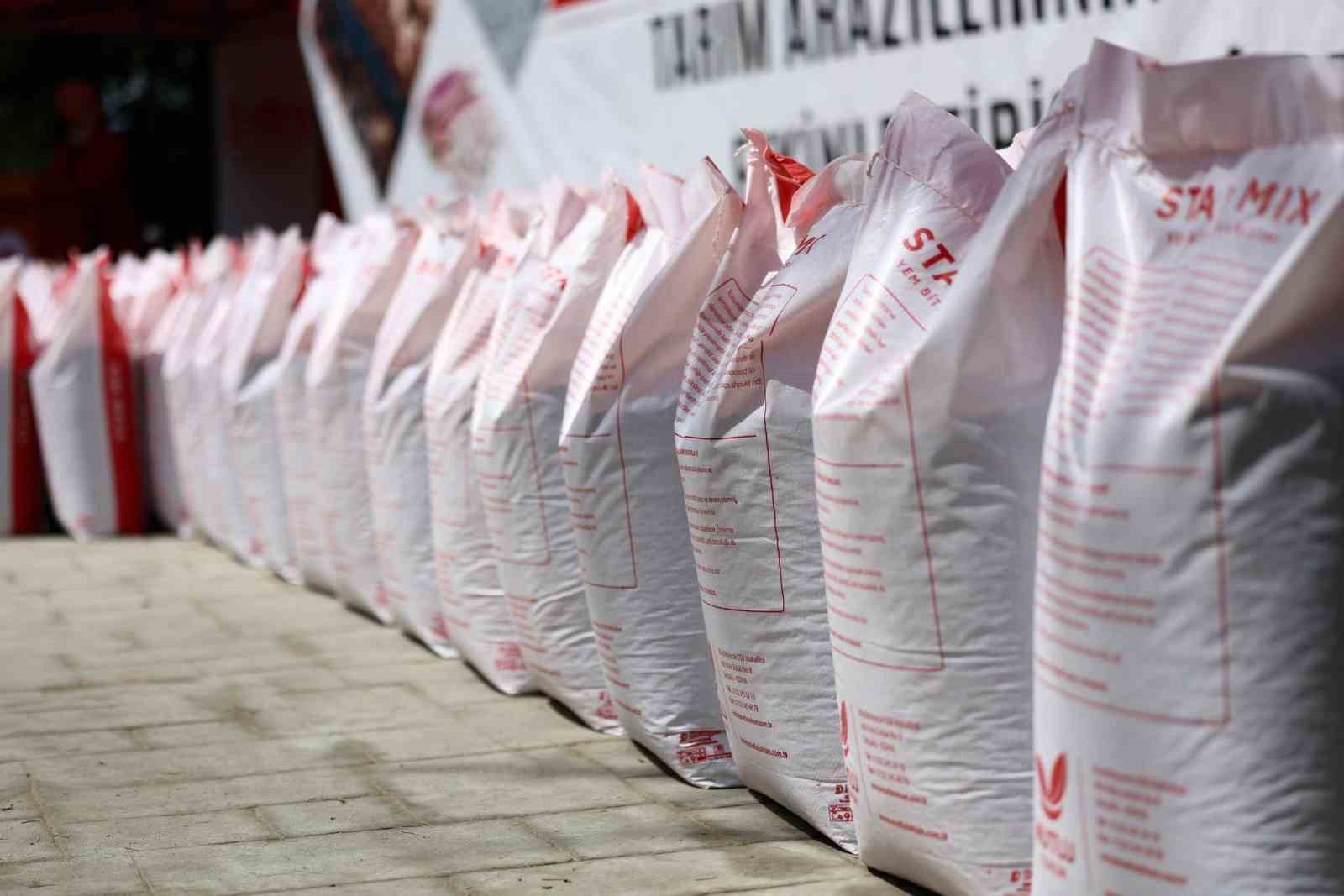 Dünya Çiftçiler Günü’nde üreticilere tohum desteği