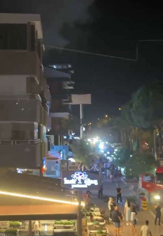 Didim’de ikamet yangını; yangın çıkan dairede maddi hasar oluştu