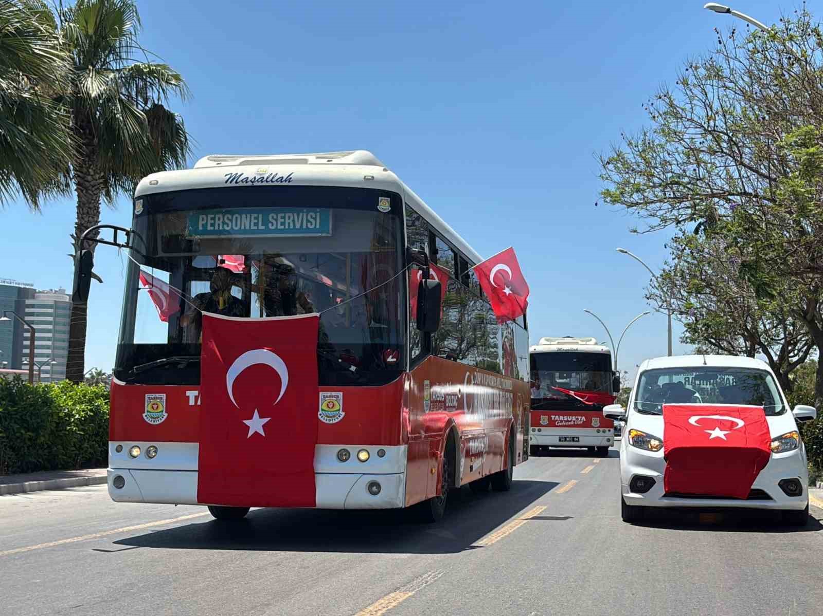 Tarsus&rsquo;ta milli heyecan caddelere taştı