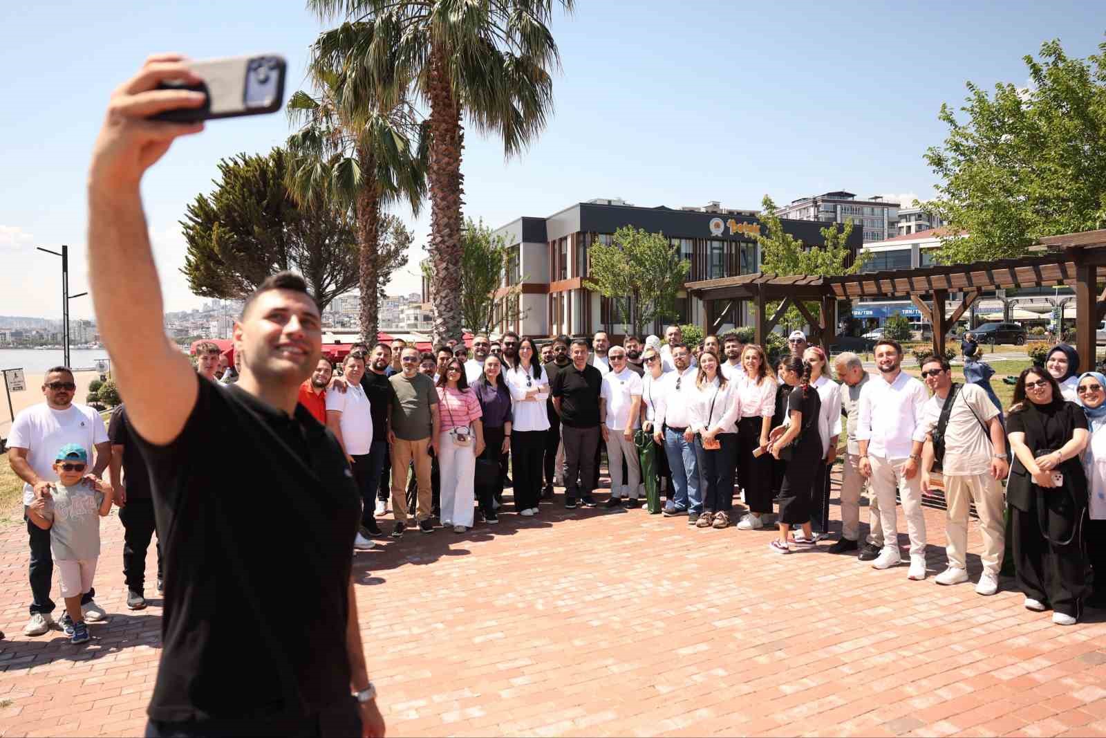 Başkan Doğan gençlerle buluştu: Petek Genç’te samimi sohbet