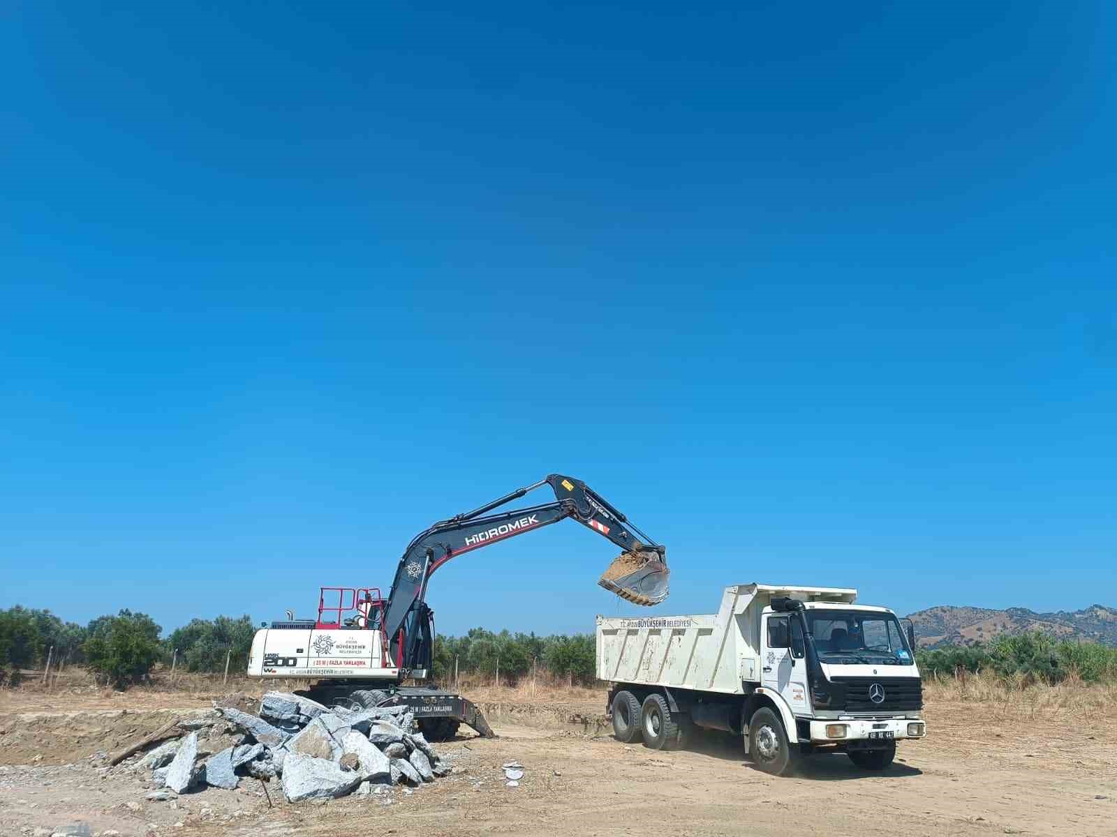 B&uuml;y&uuml;kşehir&rsquo;in ulaşım yatırımları 17 il&ccedil;ede eş zamanlı olarak devam ediyor