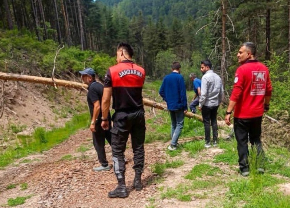 Beypazarı’ndaki arama çalışmalarına Eskişehir’den katılan ekipler döndü