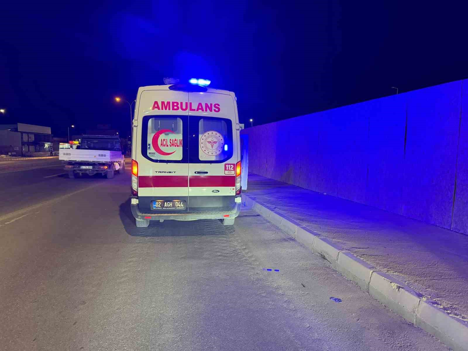 Aldığı maddenin etkisiyle baygın bulunan sürücü ekipleri harekete geçirdi