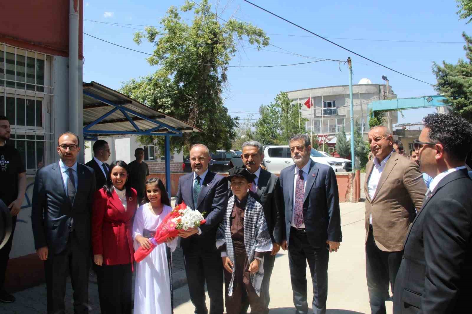 İçişleri Bakan Yardımcısı Turan: "Şırnak terörle değil, kitapla ve başarıyla anılacak"