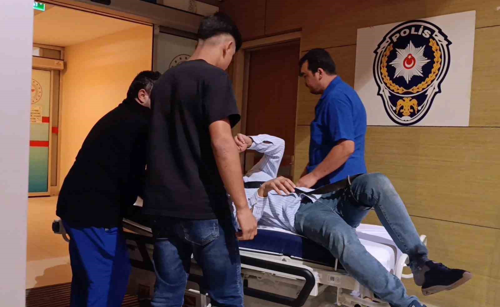Araç ticareti silahlı kavgaya döndü... O anlar kamerada