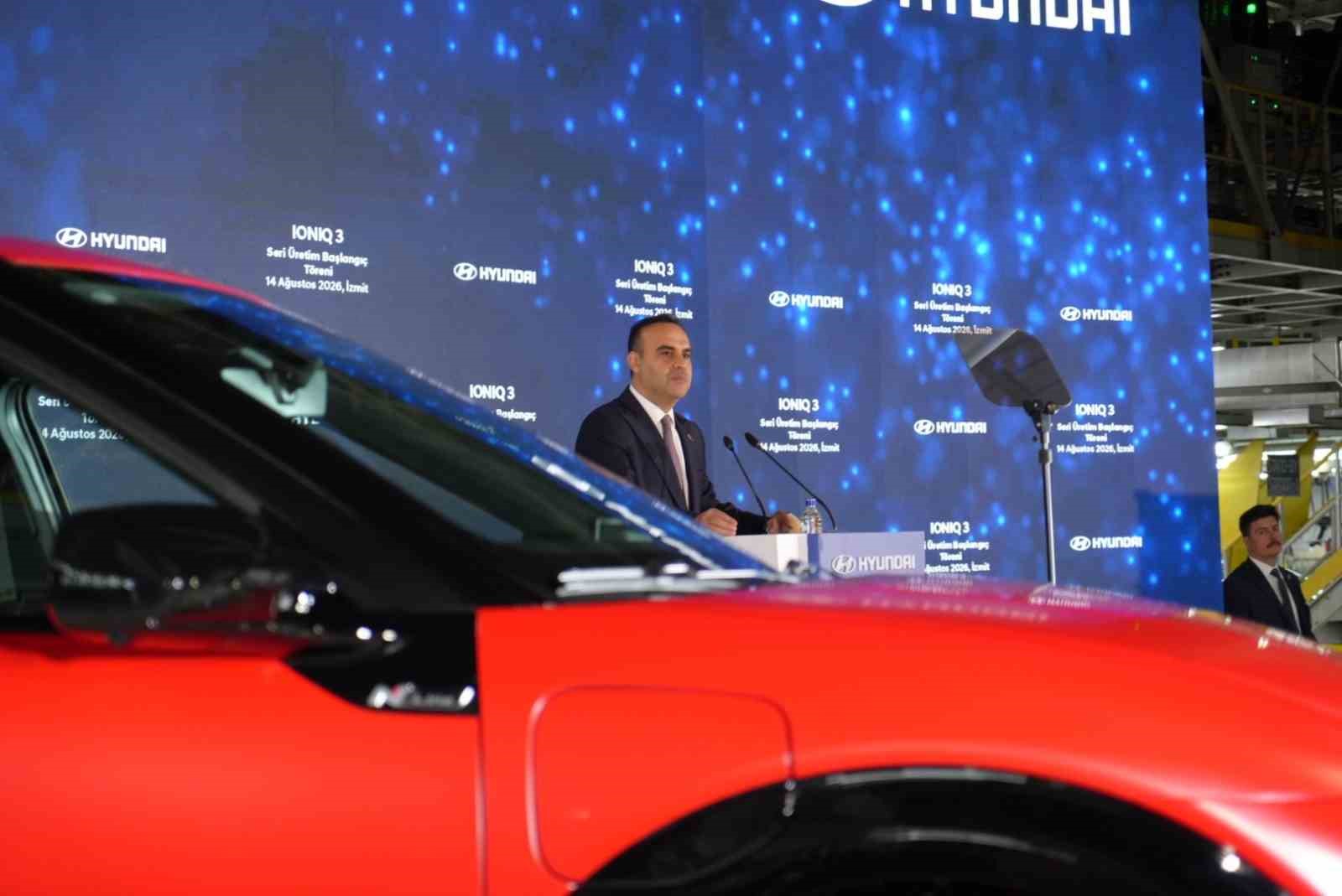 Bakan Kacır: "İhracatımızı 36 milyar dolardan 278 milyar dolara çıkardık"