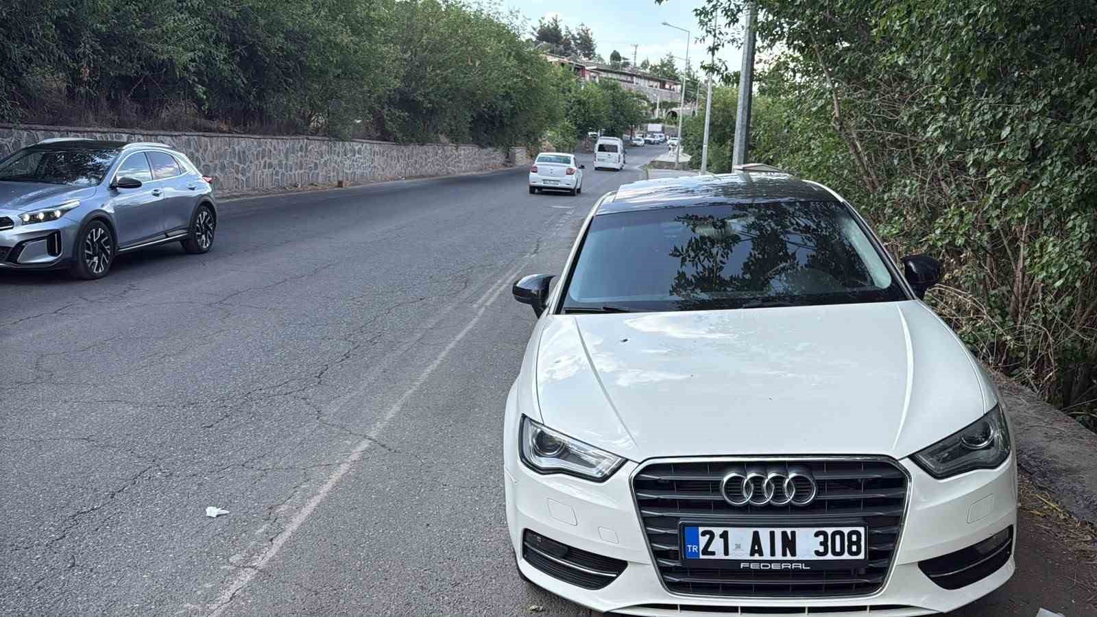 Diyarbakır’da seyir halindeki araca silahlı saldırı: 1 ağır yaralı