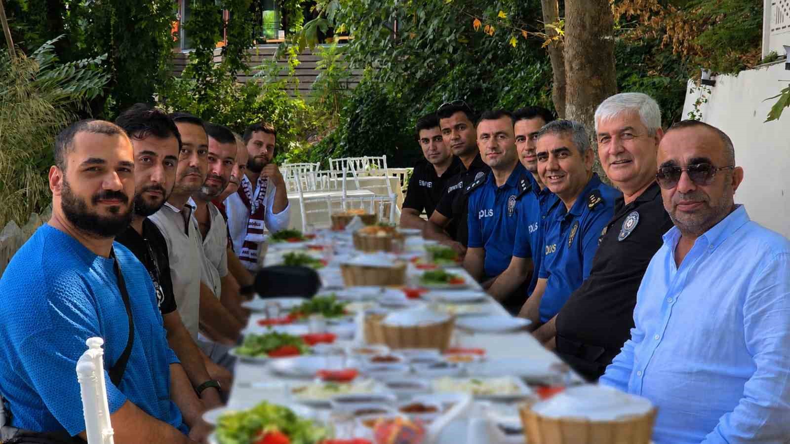 Bandırmaspor taraftarlarıyla güvenlik toplantısı düzenlendi