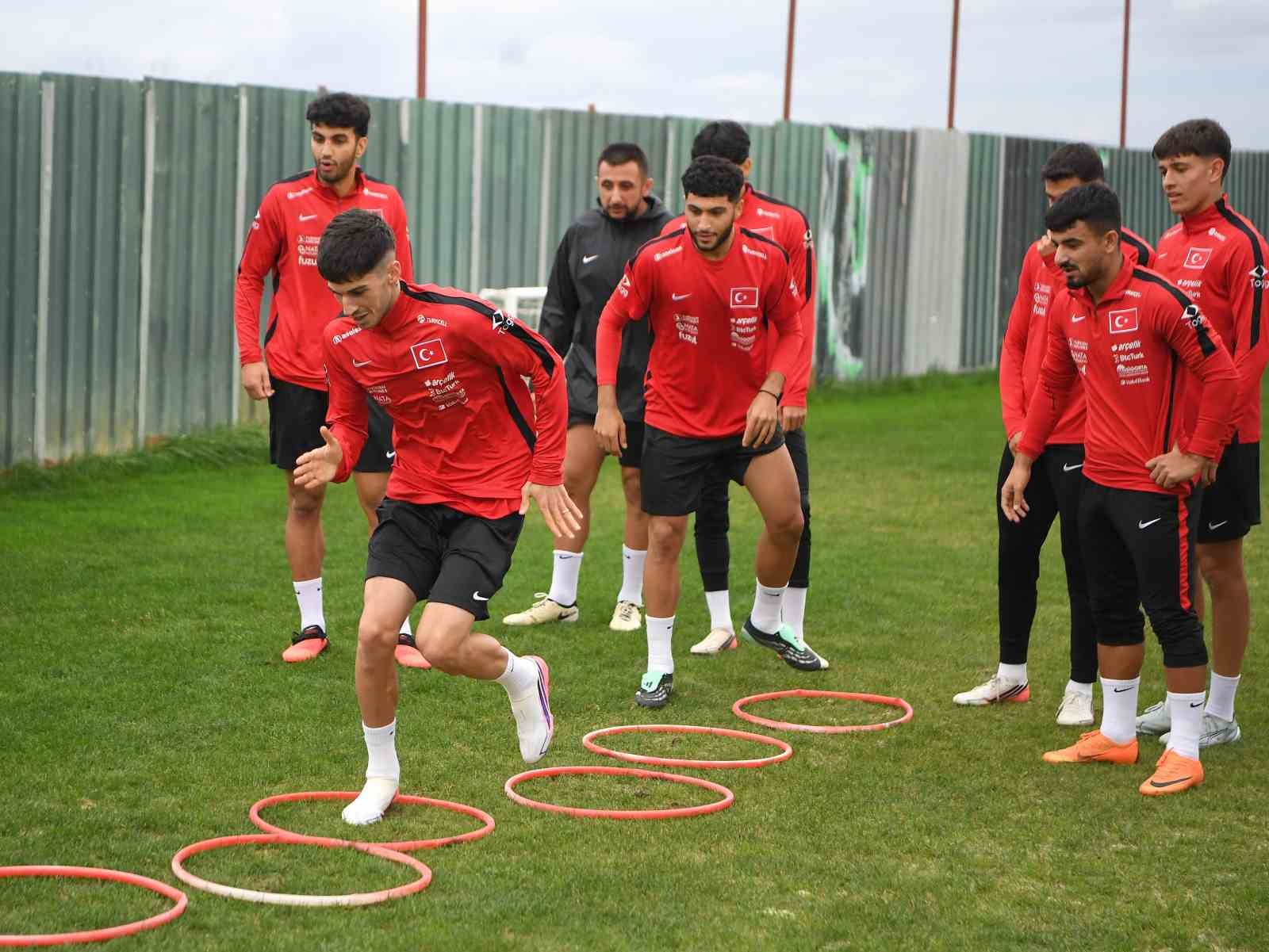 &Uuml;mit Milli Takım, Ukrayna ma&ccedil;ının hazırlıklarını s&uuml;rd&uuml;rd&uuml;