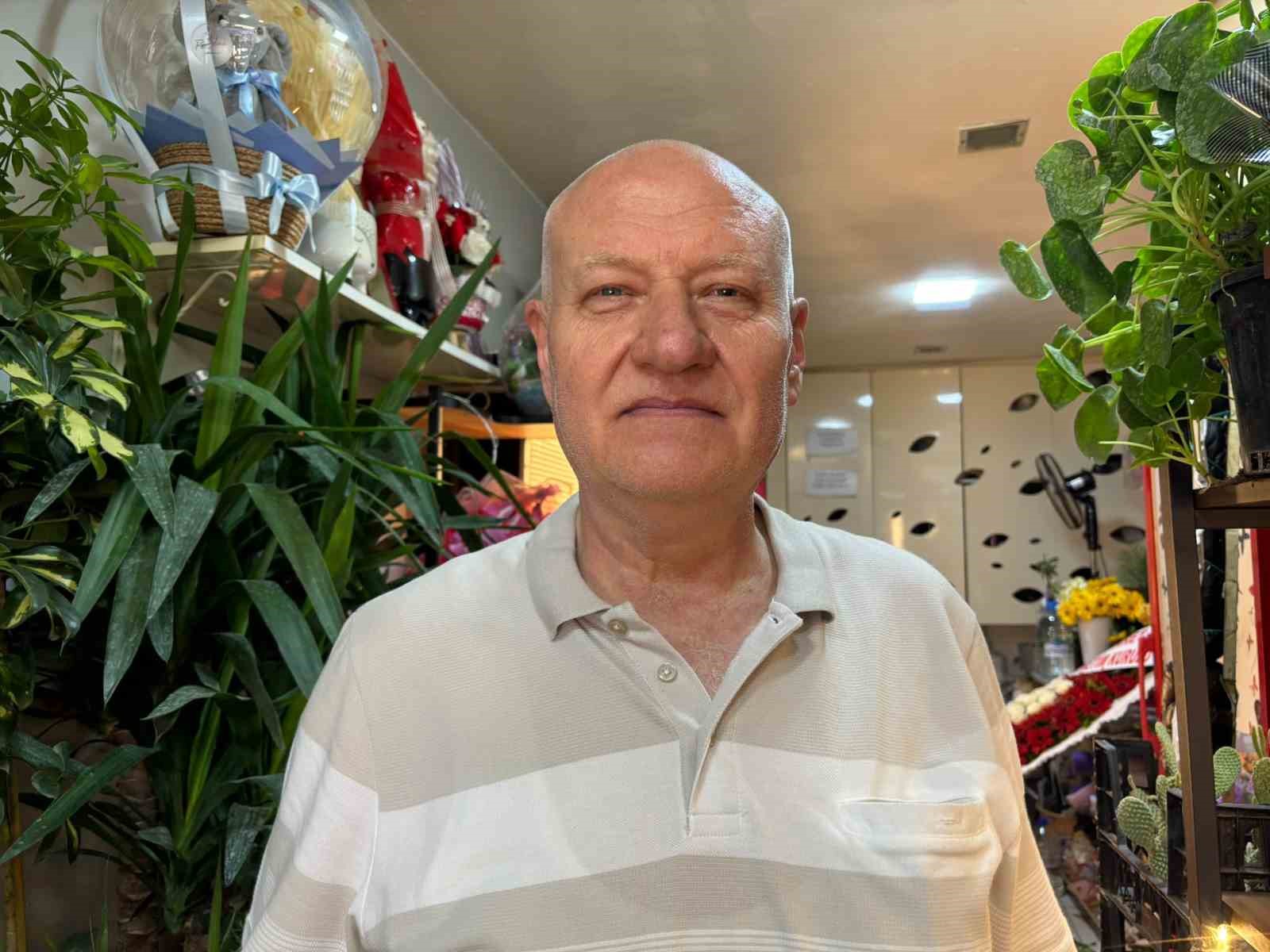 &Ccedil;i&ccedil;ek bakımında yapılan en b&uuml;y&uuml;k yanlış bilin&ccedil;siz sulama