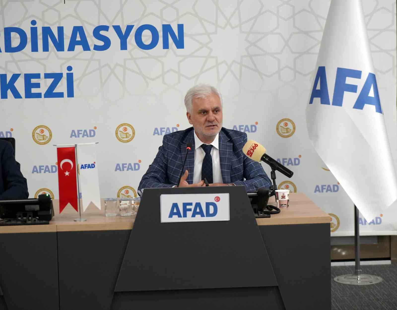Vali Dallı’dan ormanlık alanlara sigara izmariti, cam şişe gibi malzemeleri atanlara tepki