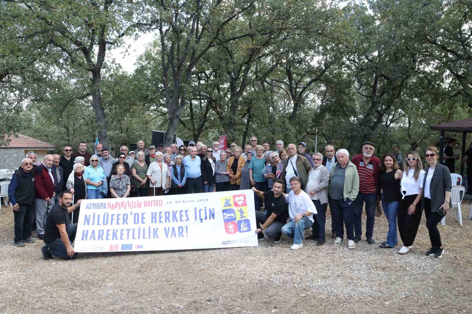 Nilüfer’de huzurevi sakinleri yaza piknikle veda etti