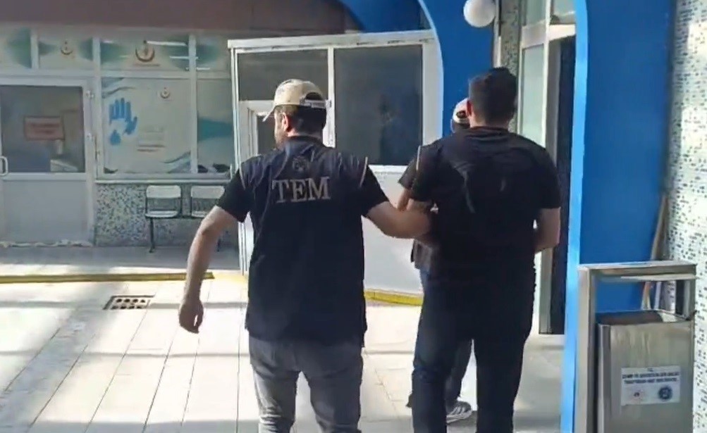 FET&Ouml;&rsquo;n&uuml;n g&uuml;ncel ve askeri mahrem yapılanmasına operasyon: 21 g&ouml;zaltı