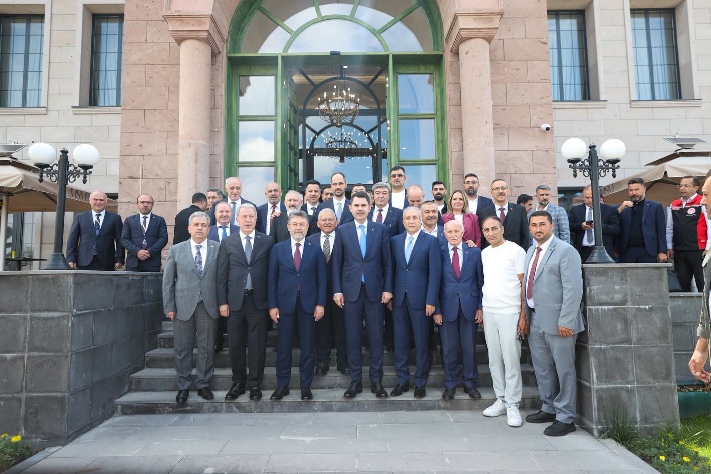 Bakan Kurum ve Yumaklı, Kayseri&rsquo;nin vizyon projelerini inceledi