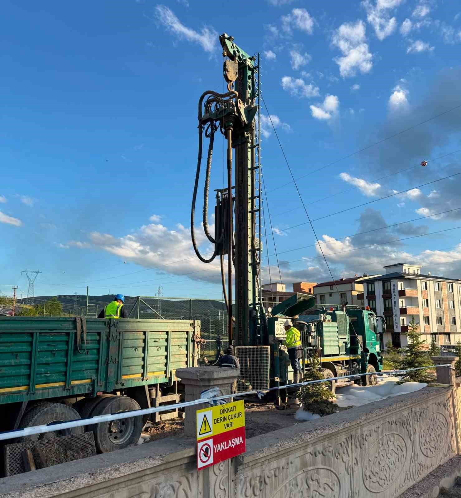 Bayburt’ta yeraltı suyu aramalarında 150 metrede suya ulaşıldı