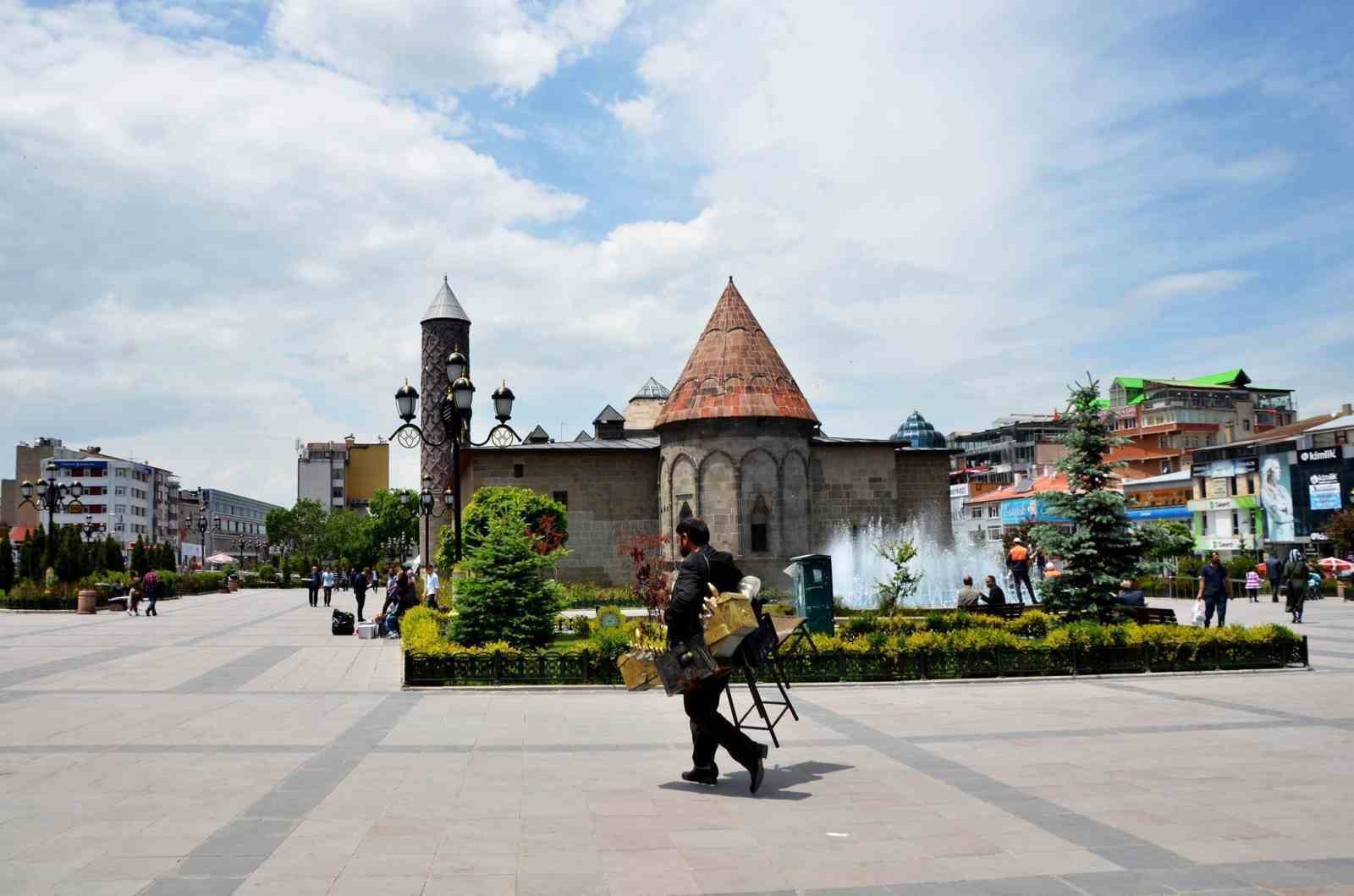 Erzurum’da göçün en büyük nedenleri aile ve eğitim