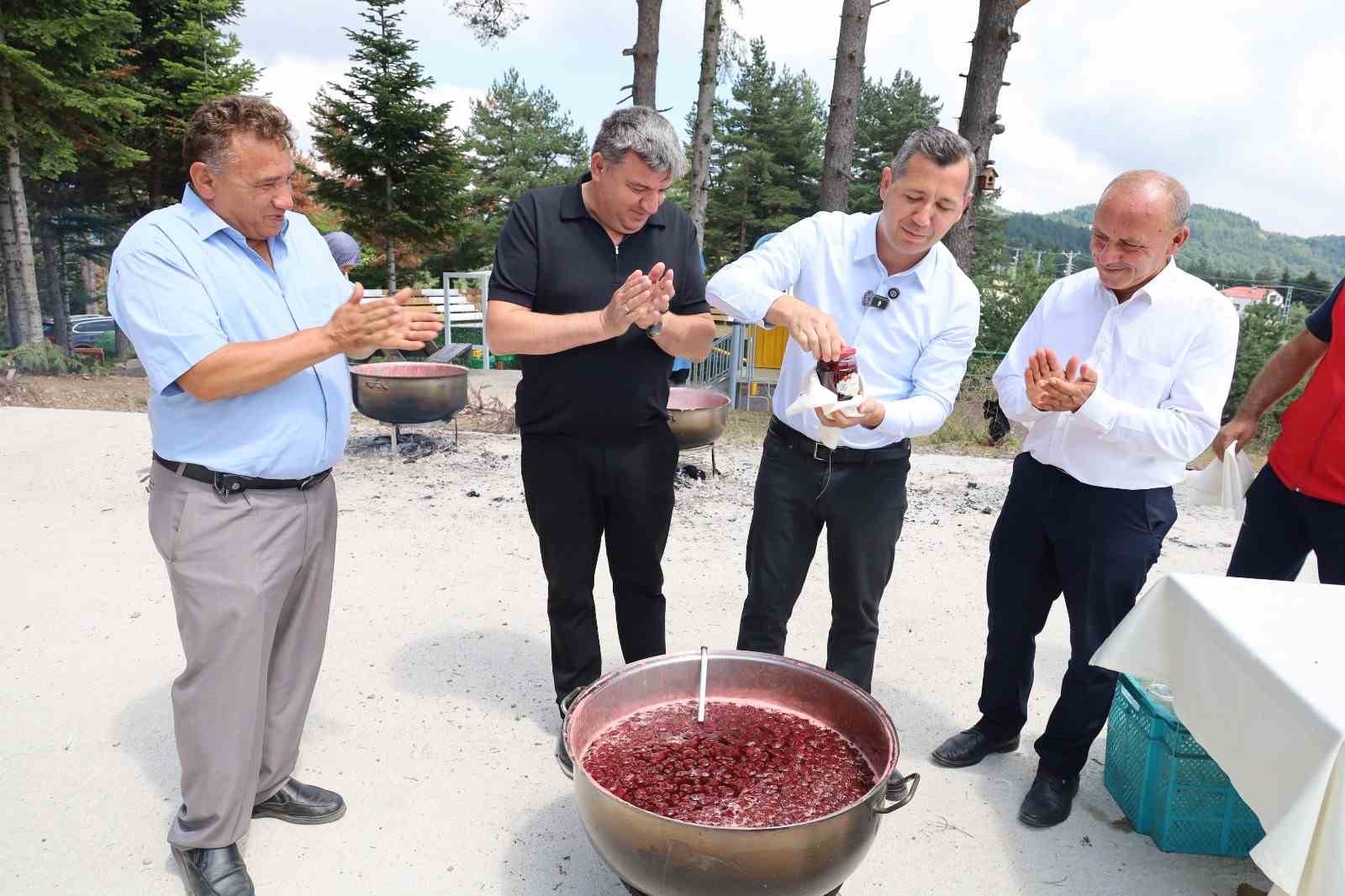 Alaçam çileği reçel oldu: Hedef coğrafi işaret ve Türkiye pazarı