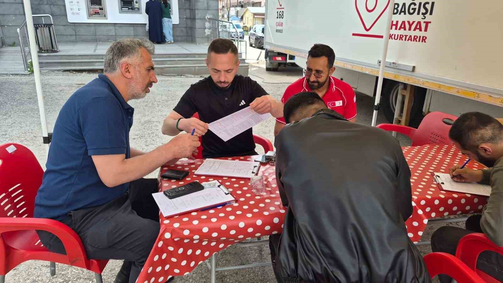 Sarıkamış’ta Kızılay’dan kan bağışı kampanyası