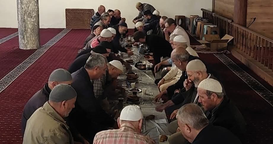 Şuhut&rsquo;ta d&uuml;zenlenen Sabah Namazı Buluşması etkinliği