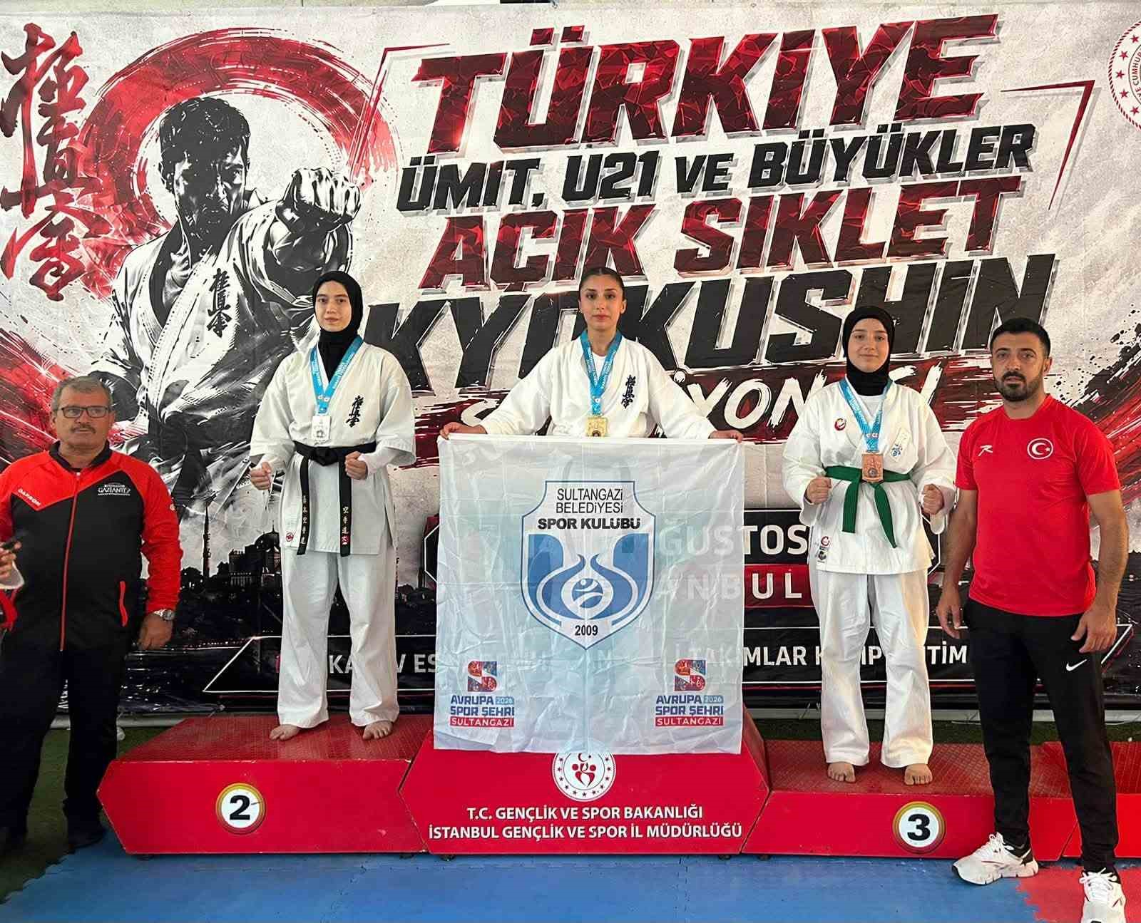 Sultangazili sporculardan 7 madalya birden