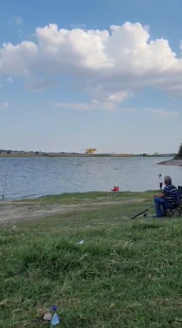 Edirne’de anız yangını ormana sıçradı: 4 helikopter ve 10 arazöz seferber oldu
