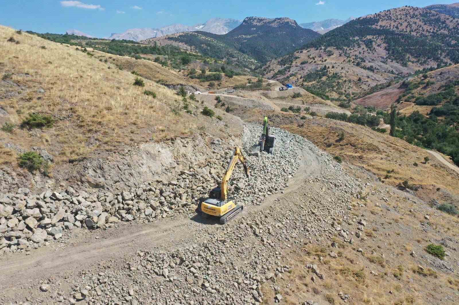 Emirler Göleti’nde gövde inşaatı için hazırlıklar sürüyor
