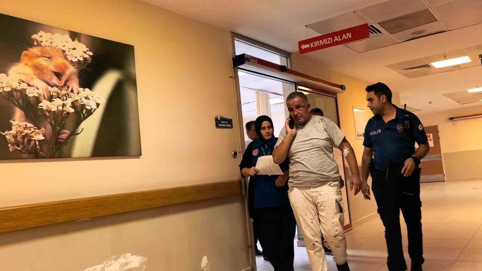 İneg&ouml;l&rsquo;de husumetli gruplar arasında silahlı kavga: 2 yaralı