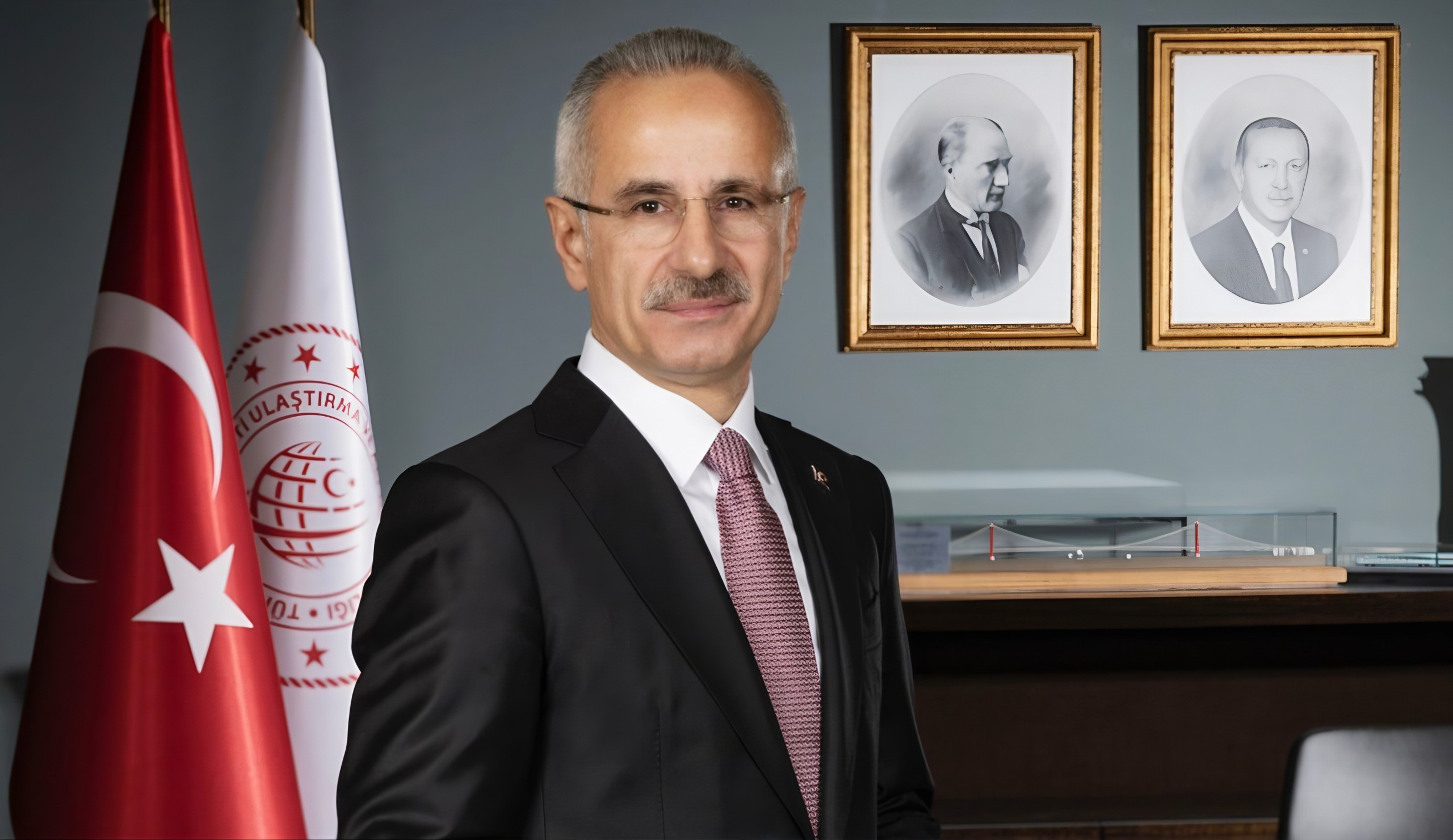 Halkalı-İstanbul Havalimanı metro hattı açıldı