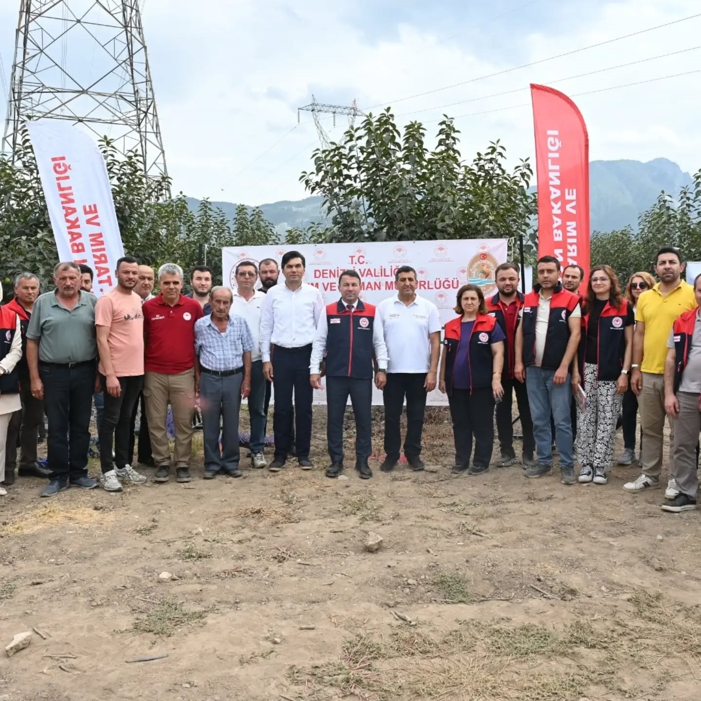 Denizli’de 500 bin steril erkek böcek doğaya bırakıldı