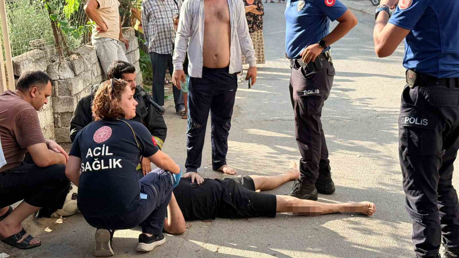 Antalya’da evde çıkan yangında 1 kişi dumandan etkilendi