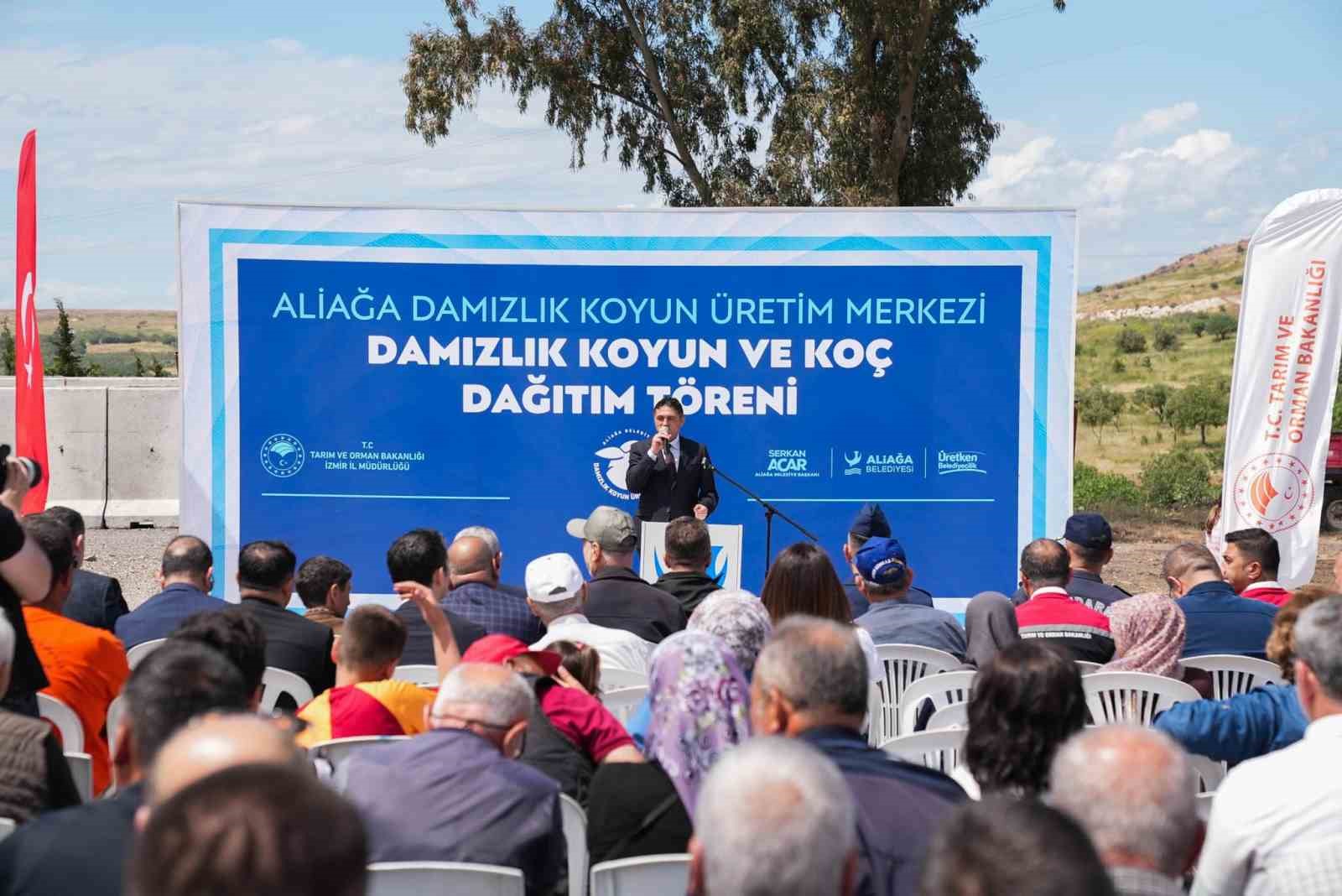 Aliağa’da üçüncü etap damızlık küçükbaş dağıtımı yapıldı